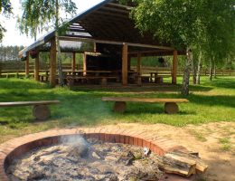 camping tomczyce ognisko wiata
